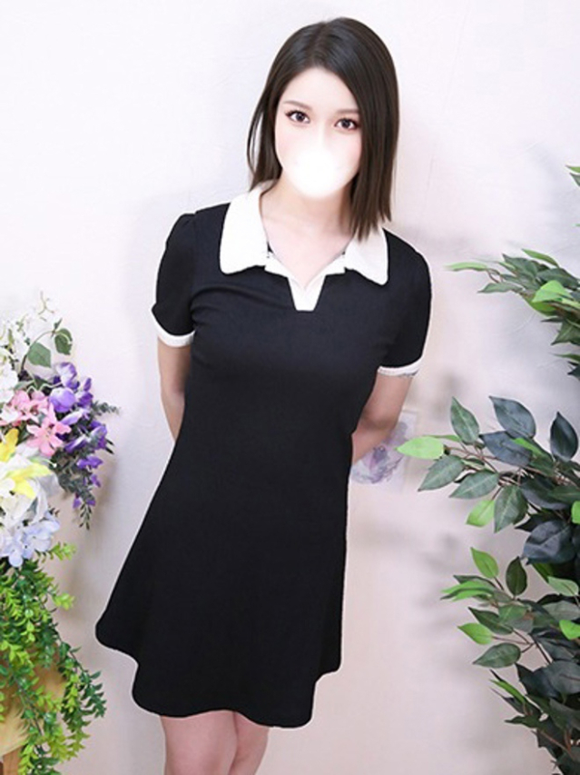 えれな（チェックイン素人専門大人女子）