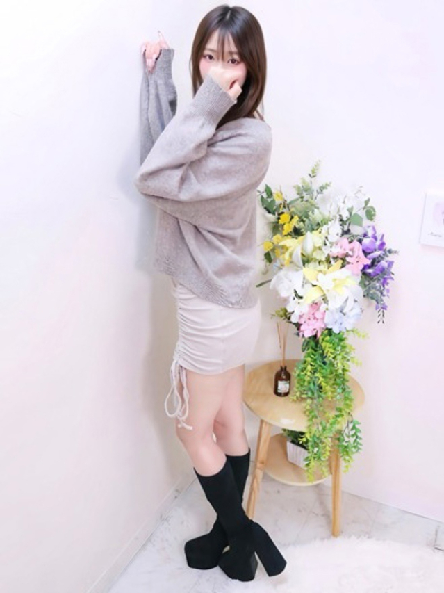 りり（チェックイン素人専門大人女子）