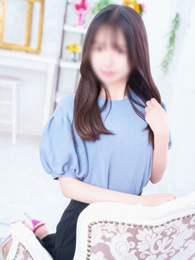 ねね（チェックイン素人専門大人女子）