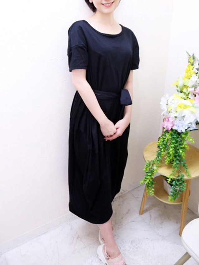 ひとみ（チェックイン素人専門大人女子）