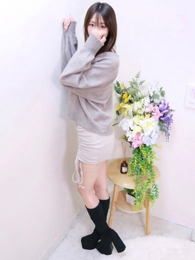 りり（チェックイン素人専門大人女子）