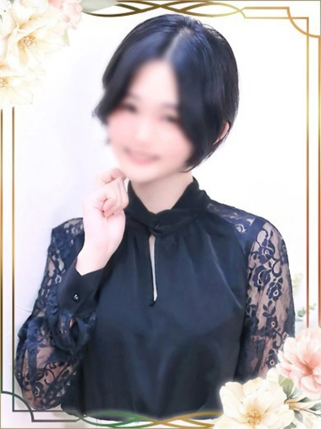 こよみ（チェックイン素人専門大人女子）