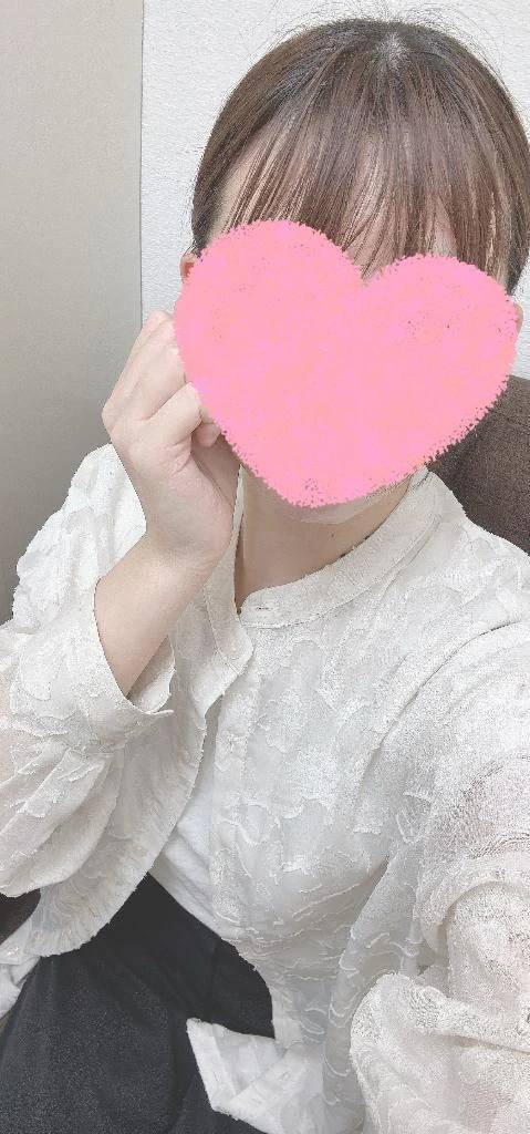 元気に出勤中✊🏼🤍 ̖́-