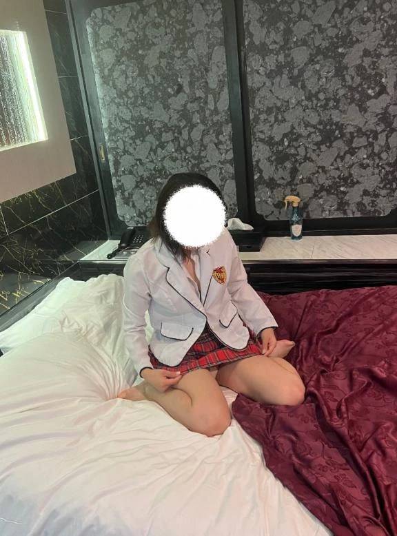 制服👩‍🎓🎀