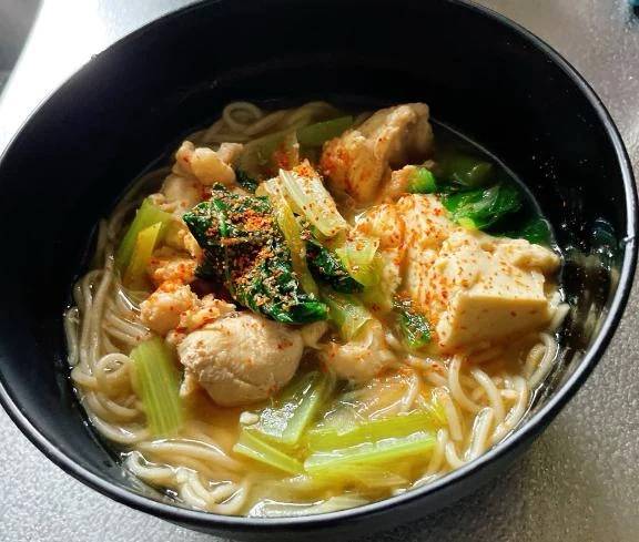 おひるたべた？⊂( ᴖ ̫ᴖ)⊃