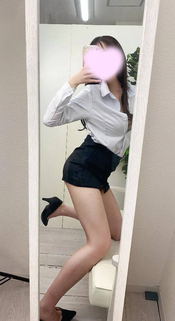 えっちなOLさん