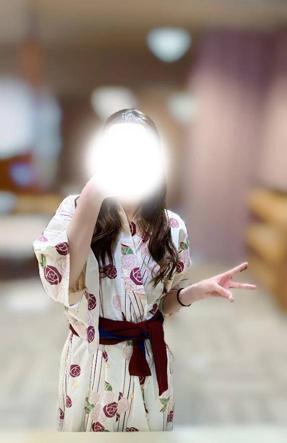 帯をスルスル～って