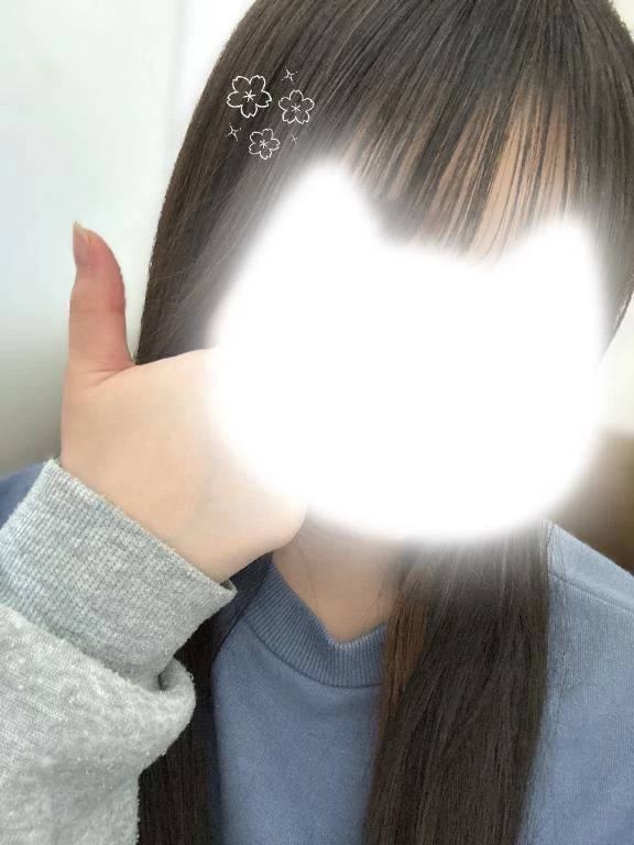 強風に負けないで出勤しました🎀