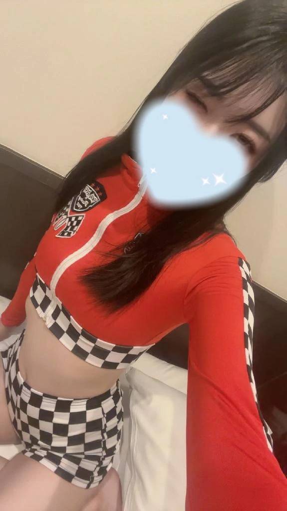 ちらっ