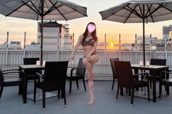 ナイトプール👙