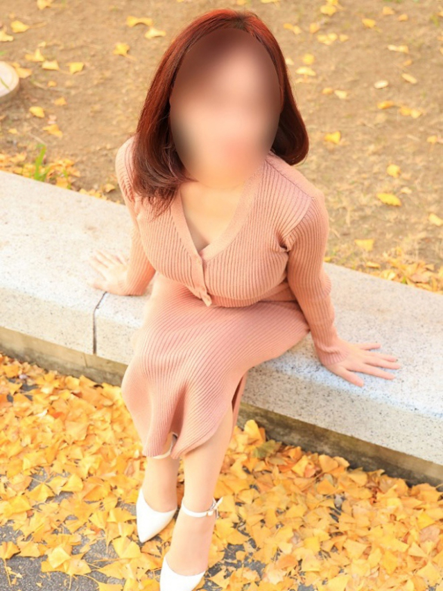 結衣(即アポ!!人妻サークル)