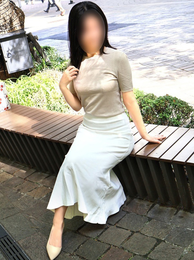 奏(即アポ!!人妻サークル)