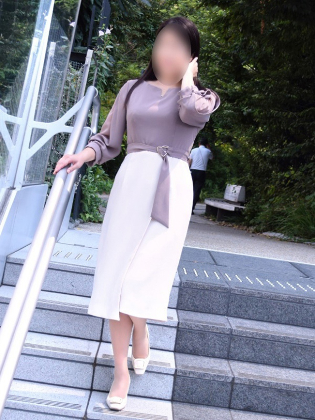 静(即アポ!!人妻サークル)