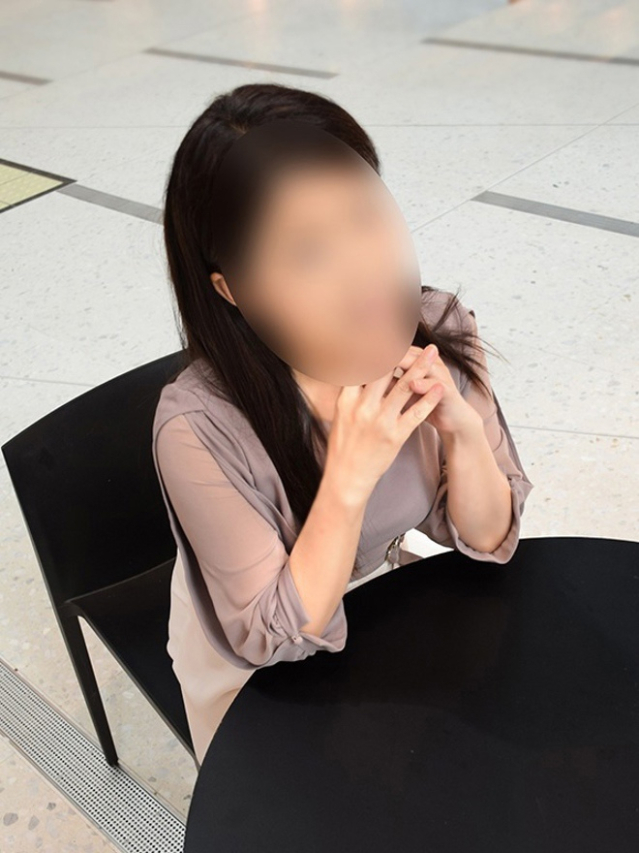 静(即アポ!!人妻サークル)