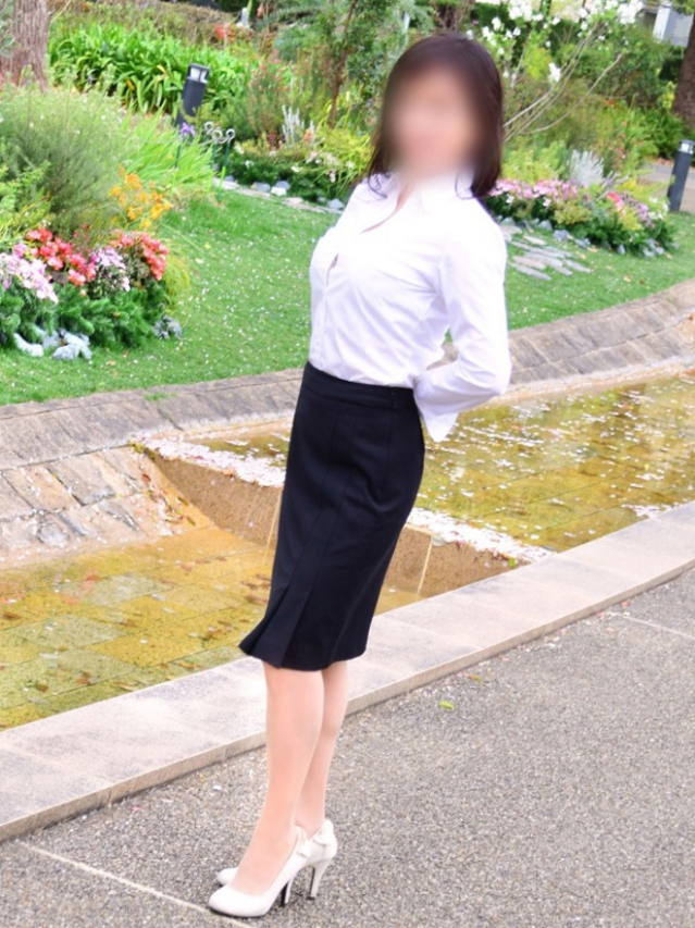 里沙（即アポ!!人妻サークル）