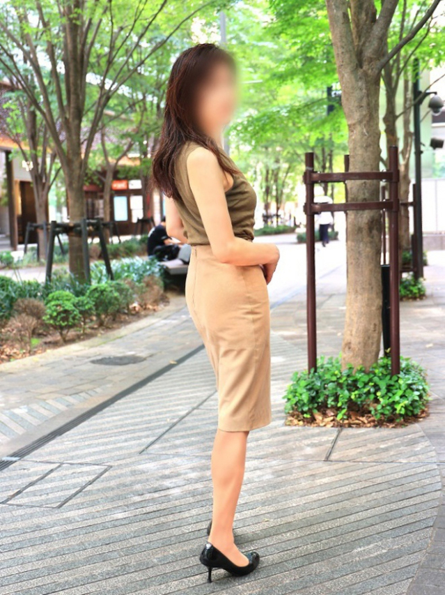 小梅(即アポ!!人妻サークル)