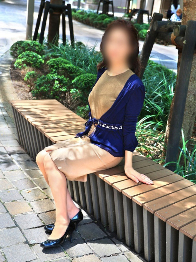 小梅(即アポ!!人妻サークル)