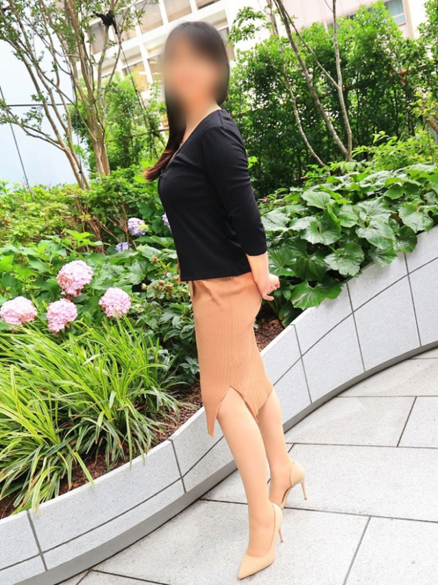 真白（即アポ!!人妻サークル）