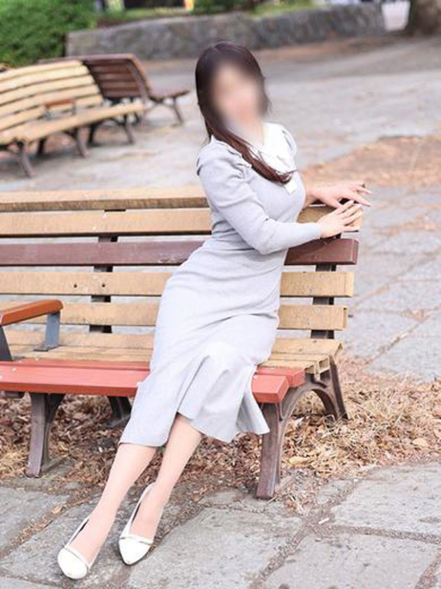 真彩(即アポ!!人妻サークル)