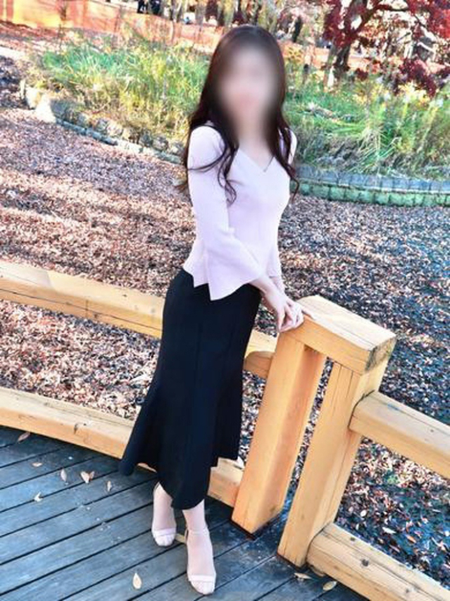 瞳(即アポ!!人妻サークル)