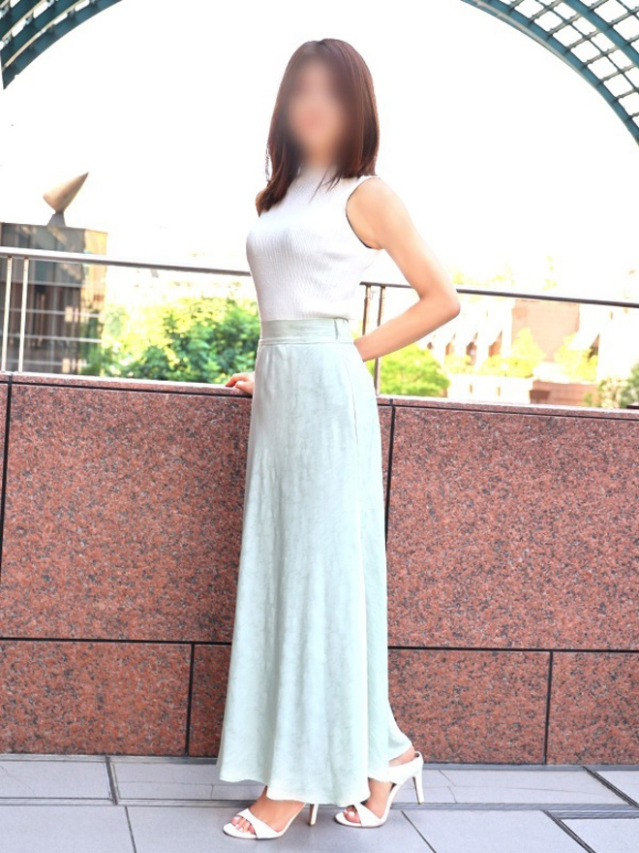 麻里（即アポ!!人妻サークル）