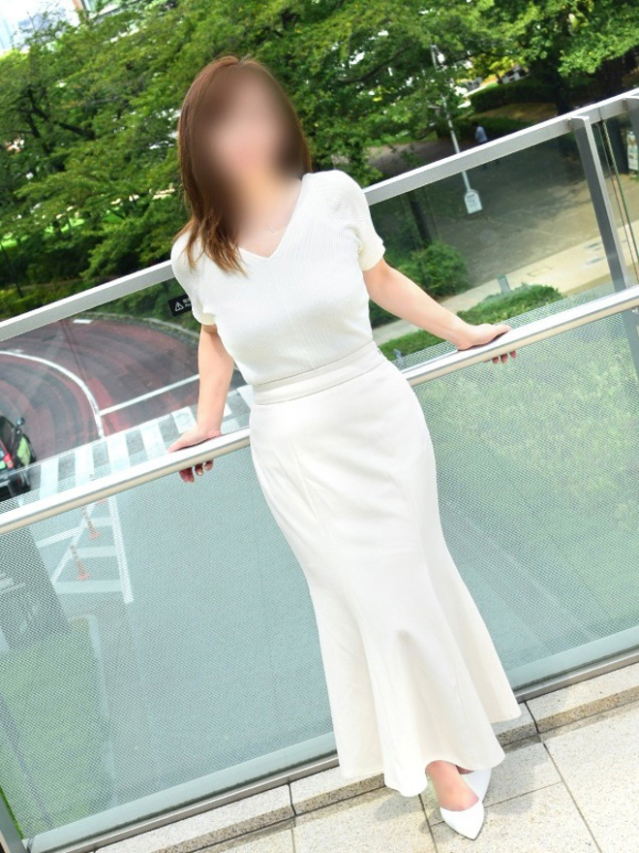 実優(即アポ!!人妻サークル)