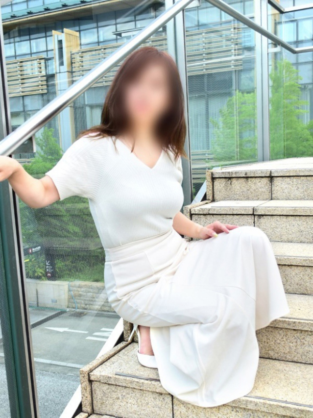 実優(即アポ!!人妻サークル)