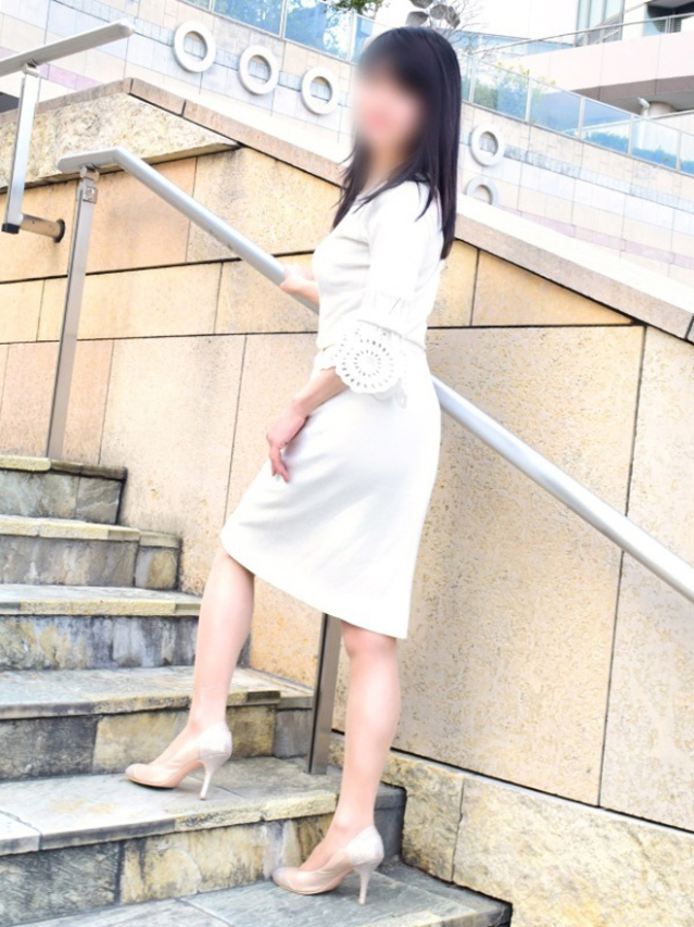 亜子(即アポ!!人妻サークル)