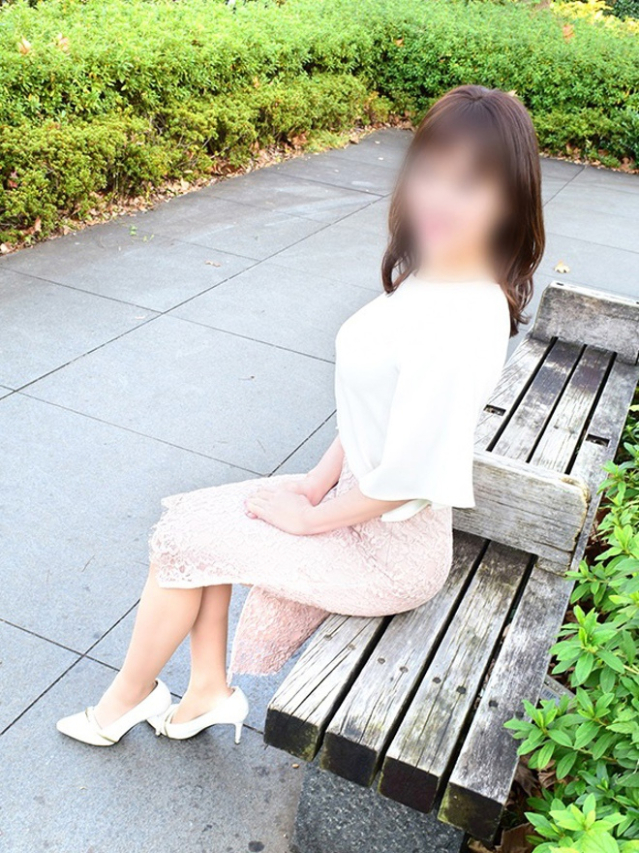 瑠南(即アポ!!人妻サークル)