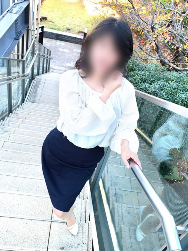 友紀(即アポ!!人妻サークル)