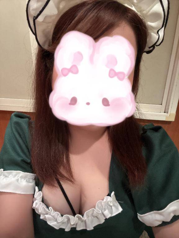 本日お給仕します?