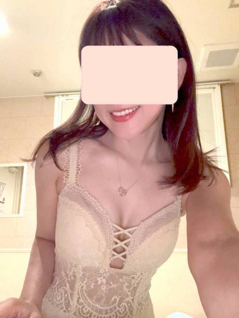 保科まりこ（アラ40アラ50na奥様）