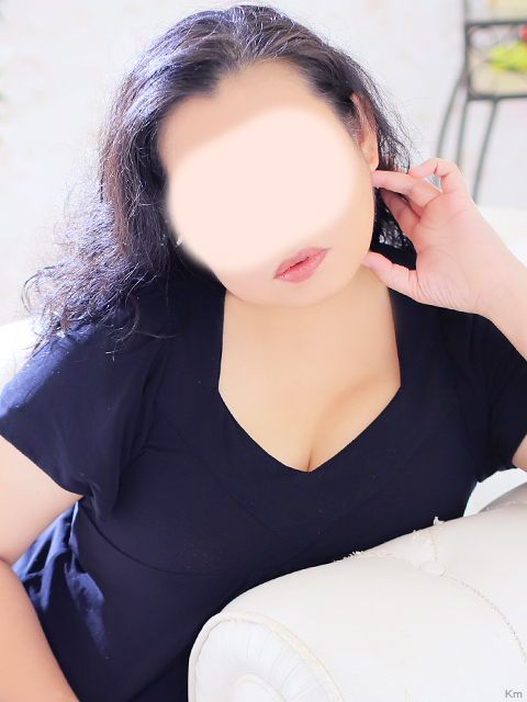 村上はるな（アラ40アラ50na奥様）