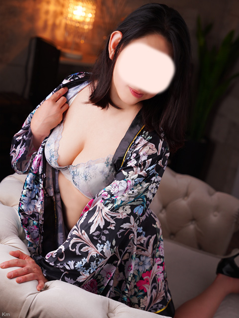 美月芽衣子(アラ40アラ50na奥様)