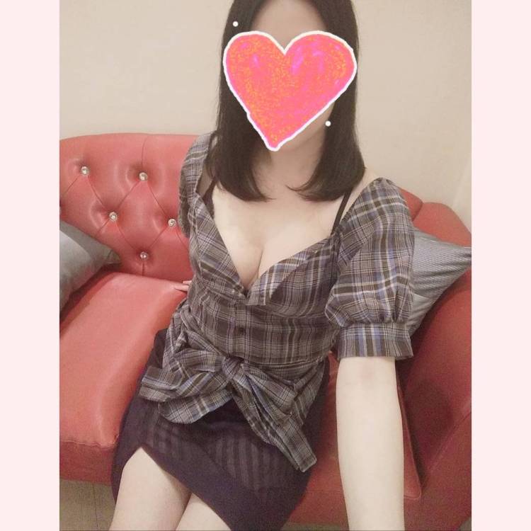 綾名(あやな)