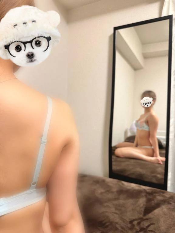 鏡越し