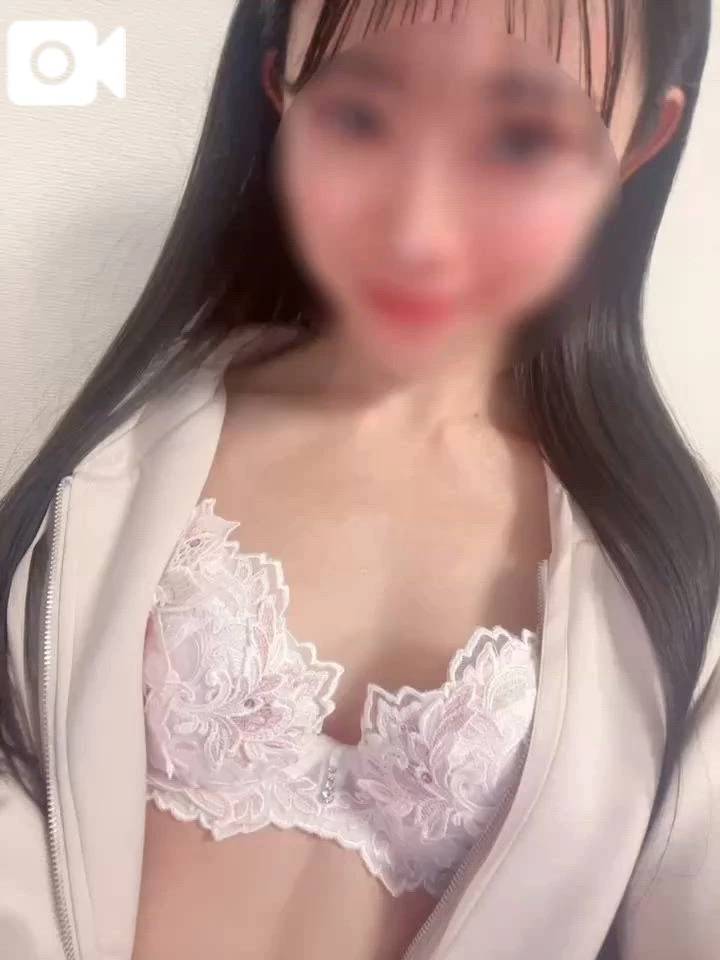💗(´ฅω•ฅ｀)ﾁﾗｯ💗
