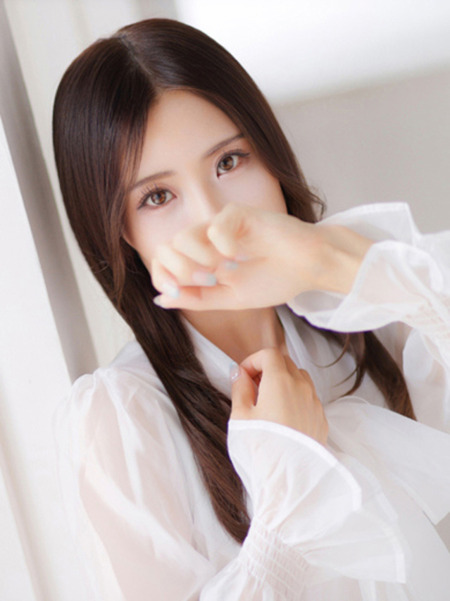 新人・玲緒奈(れおな)（グランドオペラ東京）