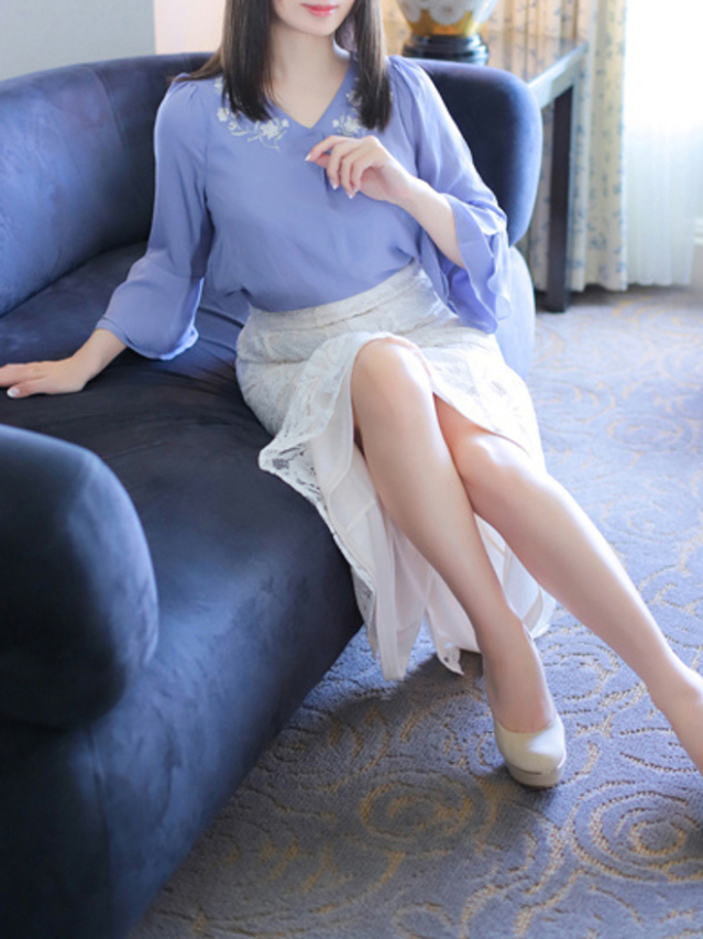 愛彩(あおい)(グランドオペラ東京)