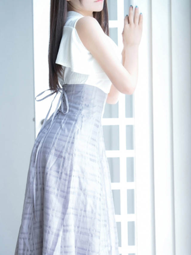 新人・珠洲(すず)（グランドオペラ東京）