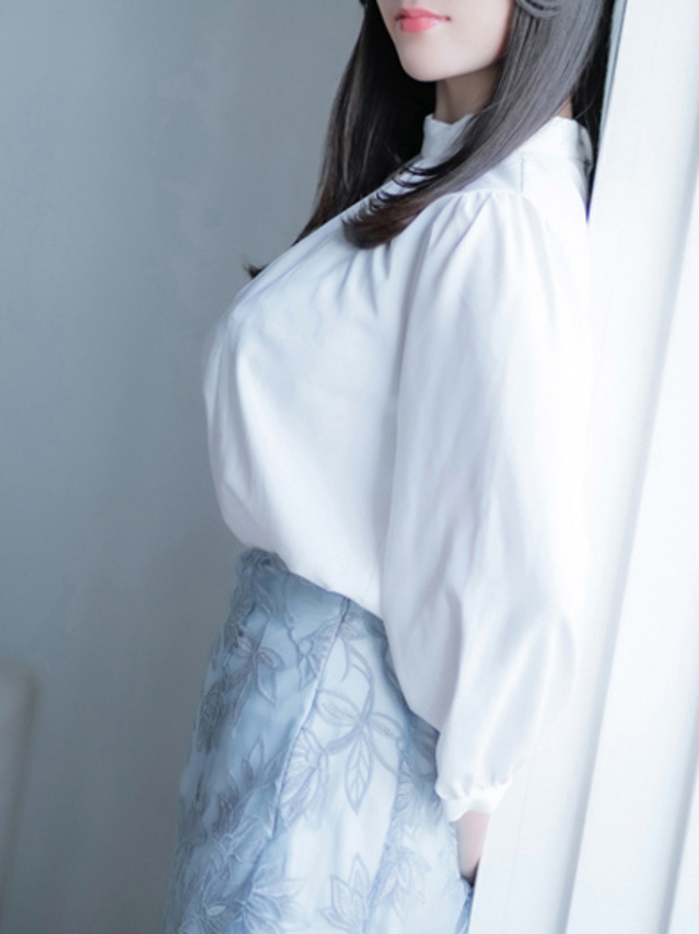 天音(あまね)（グランドオペラ東京）