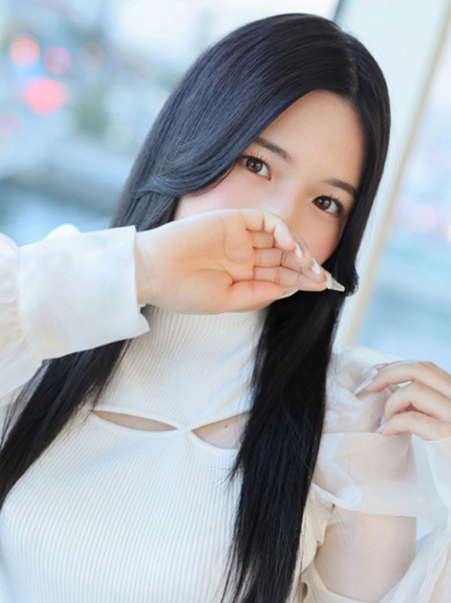 志帆乃(しほの)（グランドオペラ東京）