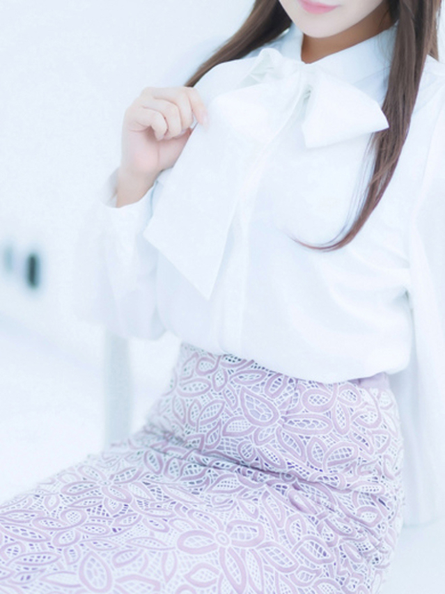 新人・莉音(りおん)（グランドオペラ東京）