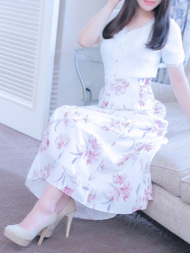新人・美奈(みな)(グランドオペラ東京)