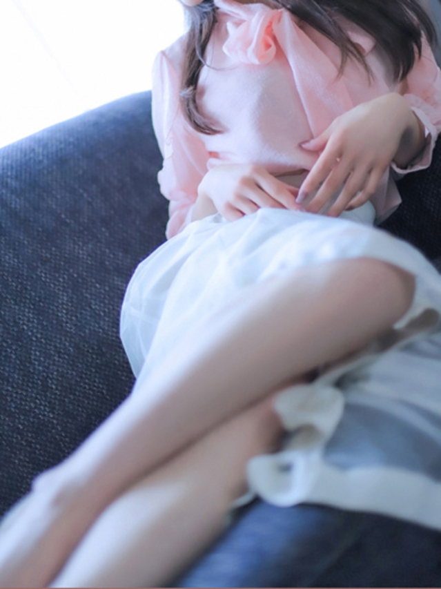 新人・瀬奈(せな)(グランドオペラ東京)