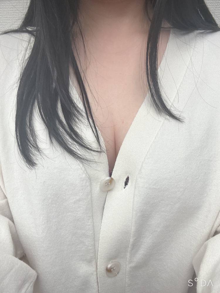 今日は少し肌寒いですね