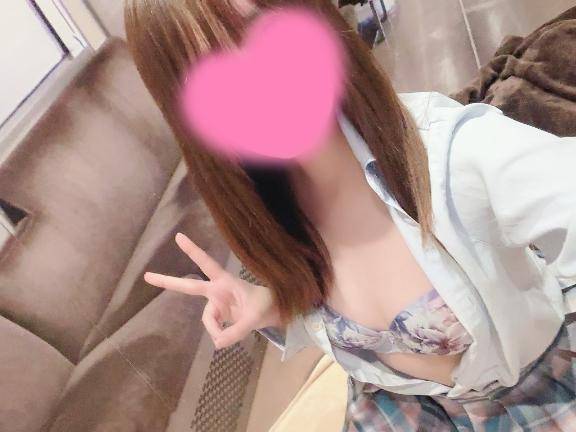 出勤してます🥺