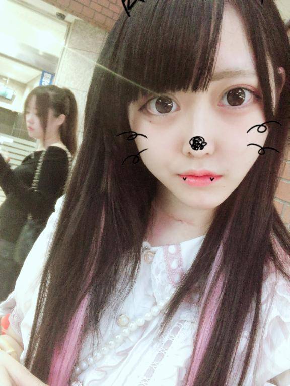 髪の毛長くしてきたあ♡似合う？