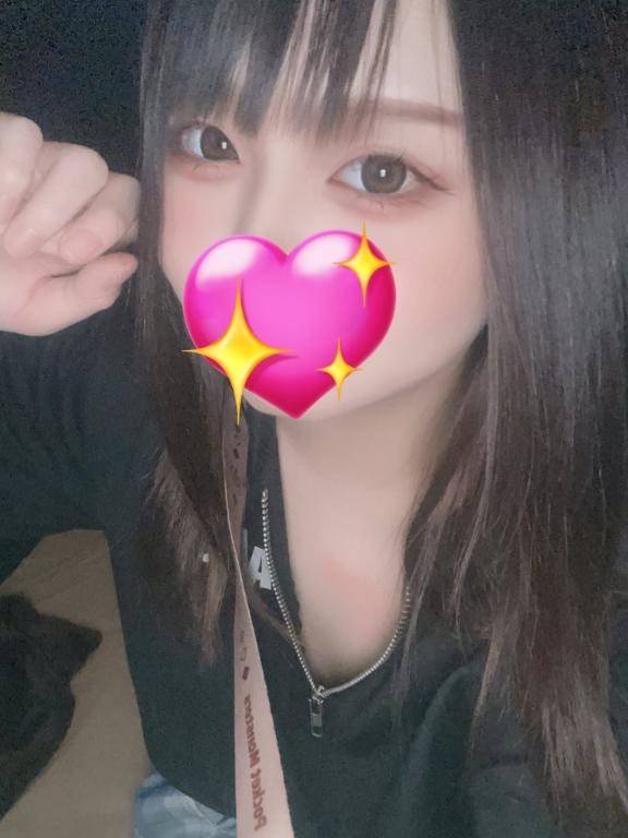 瞳孔バチ開いて溺れじにそう
