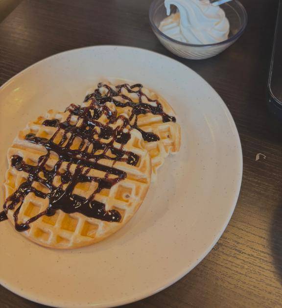 生爪剥がれまして